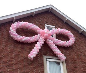 geboorte-strik-meisje-ballonnen